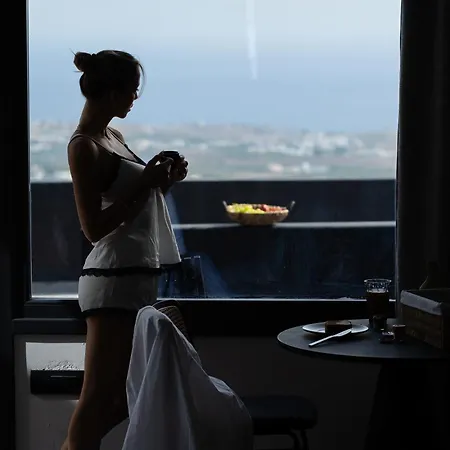 Agios Antonios ηouses *